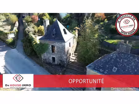 tour de charme en pierre au cœur de rochefort-en-terre