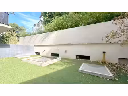 appartement 3 pièce(s) 77 m2