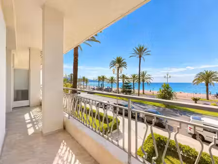 nice - promenade des anglais - residence de standing avec jardins - 3/4 pieces - 97m² - tr