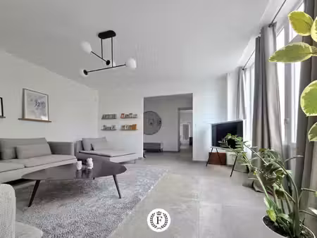 1 heure de lyon beaujolais : maison de village 5 chambres av