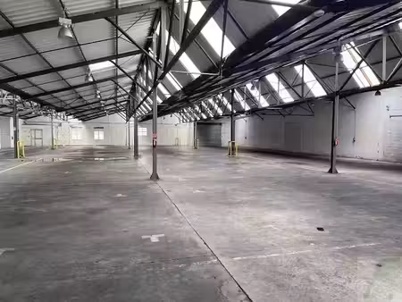 location locaux professionnels 1 pièce 2005 m² à pontcharra (38530)  11 695 €