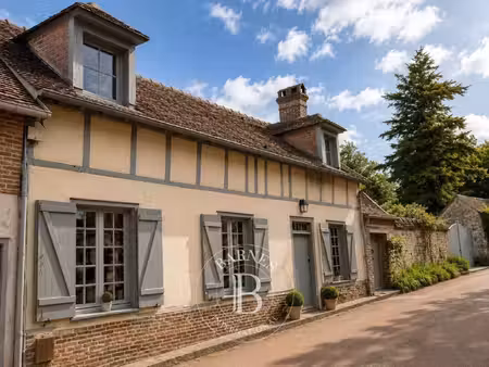 maison de luxe à vendre à gerberoy