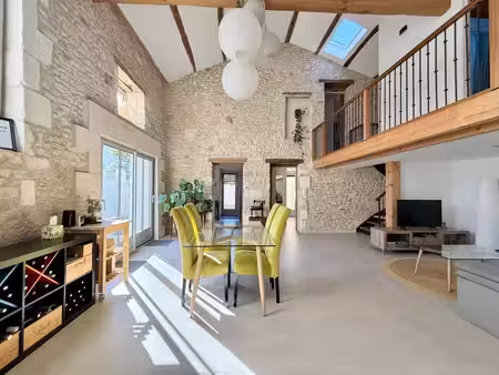 maison de village à vendre dans le quartier nord