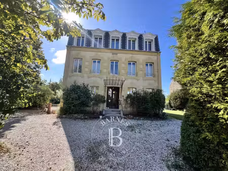 maison de luxe à vendre dans le quartier agora