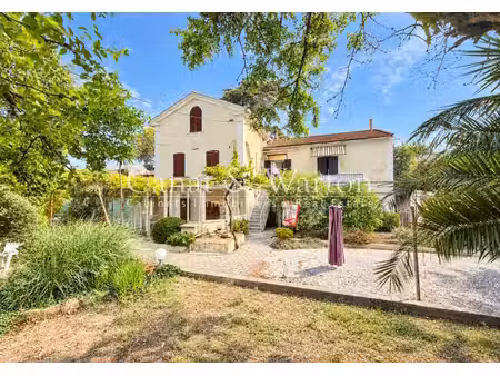 maison de luxe à vendre dans le quartier cap brun