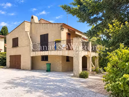 maison de luxe à vendre dans le quartier cap brun
