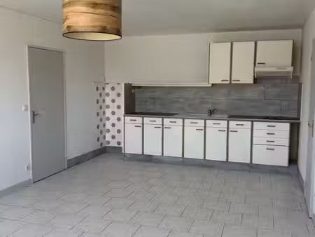 en exclusivité a vendre niort quartier dugesclin appartement 60 28 m² résidence sécurisée