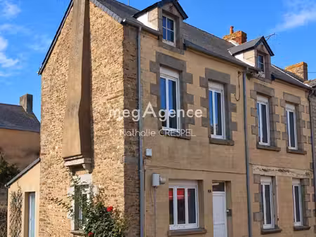 maison de ville 5 pièces – 90 m² – rives d’andaine - 48 500 €