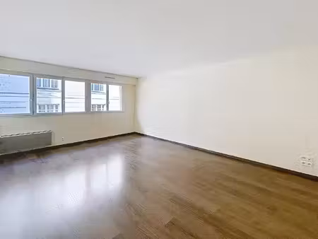 location appartement 1 pièce 32 m² à nantes (44100)