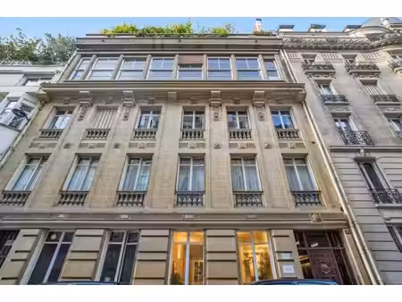 location bureaux 372m²