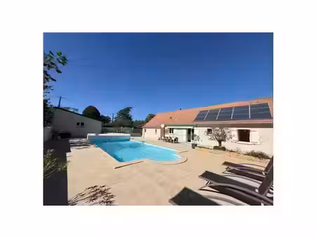 maison t6 avec piscine à varennes-lès-narcy