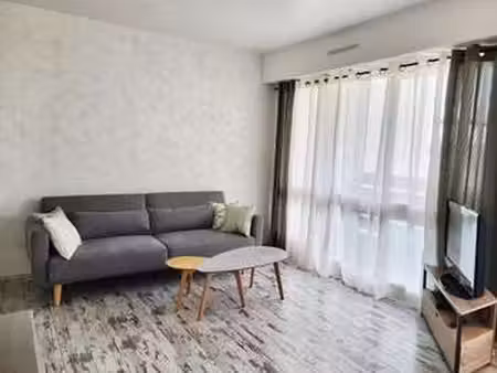 location appartement 2 pièces meublé à vannes bondon - kerlann (56000) : à louer 2 pièces 