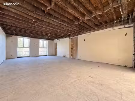 t6 120 m2 + terrasse / la catho-junia