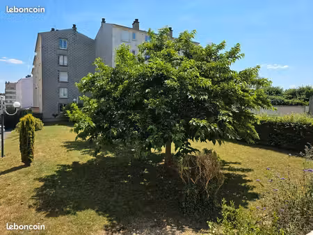 t3 meublé 63m² entièrement refait à neuf – résidence goulevents  bourges