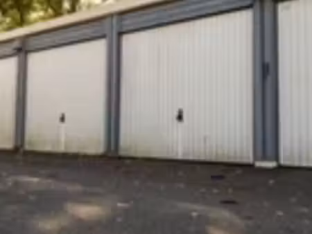 garage à louer