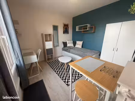 studio meublé 18 m²  tout juste rénové  à 10 minutes université campus 1 centre caen