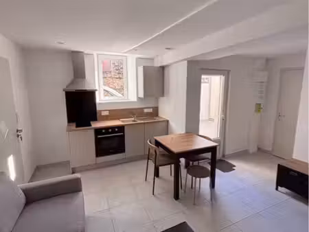 appartement rénové centre avec garage