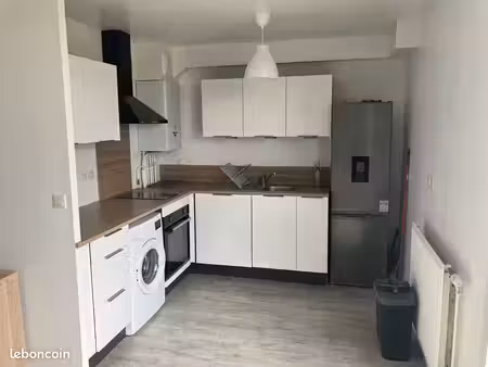 appartement meublé 2 pièces de 54 m² avec terrasse et cave – le mans