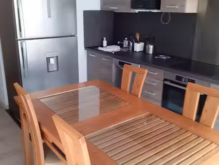 appartement f3 meublé de 52m2 – internet et eau inclus