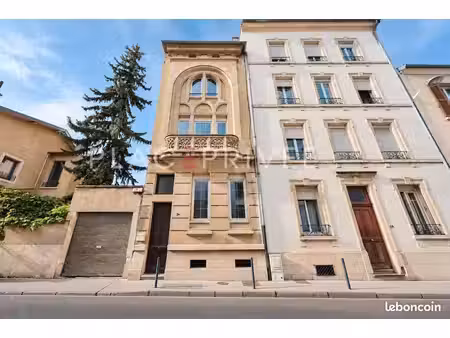 studio 1 pièce 24 m²