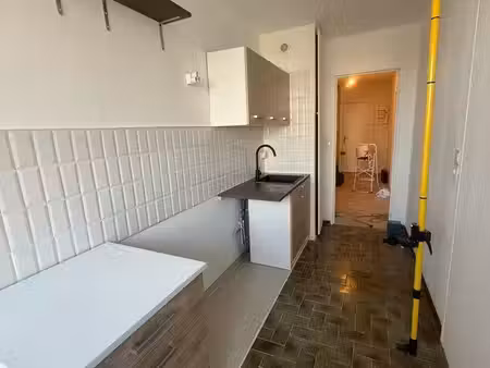 grand appartement 3 pièces quartier pasteur 75m²