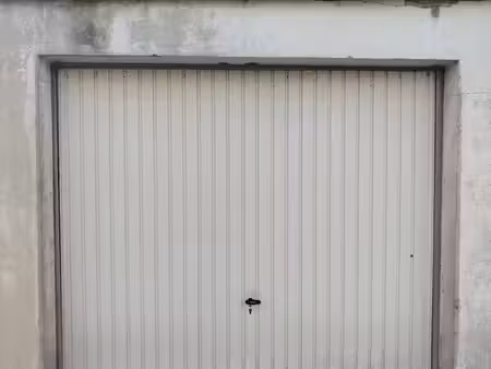 loue garage / box