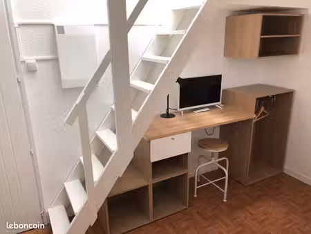 studio les minimes (proche écoles) avec piscine
