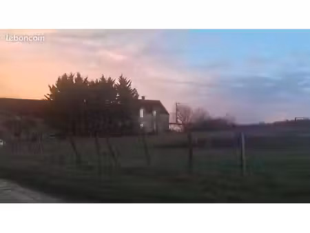 maison mitoyenne a la campagne