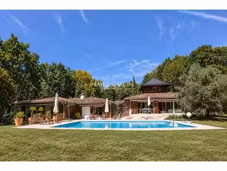 maison de luxe à vendre à sallebœuf