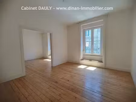 location appartement 2 pièces 71 m² à dinan (22100)  570 €