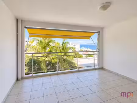 location appartement 2 pièces 36.79 m² à les trois ilets (97229)  731 €