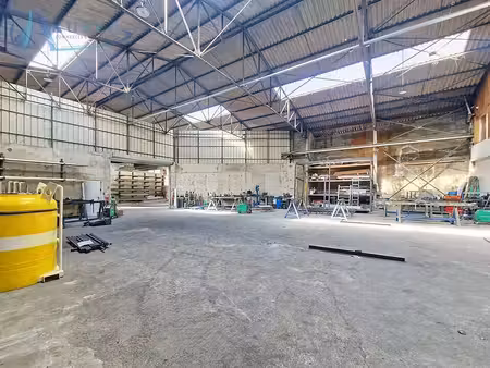 location entrepôt castagniers 06670 500m²
