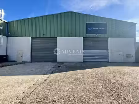 location local d’activités 348m²
