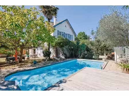 maison de ville à vendre dans le quartier le hameau