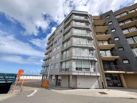 appartement te koop in koksijde met 1 slaapkamer