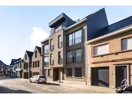 appartement te koop in lede met 2 slaapkamers
