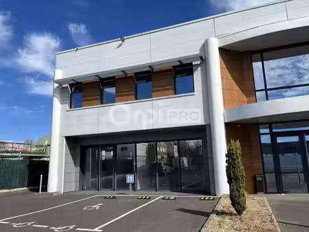 location bureaux servon 77170 110m²