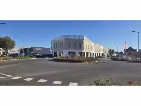 vente commerce les ponts-de-cé 49130 300m²