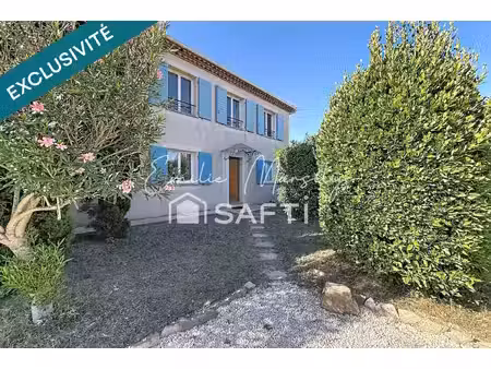 bastide familiale avec piscine et beaux espaces de vie sans vis à vis