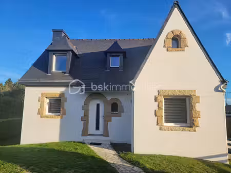 maison traditionnelle de 121 m² à loudeac