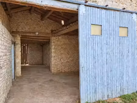 propriété à vendre tournus 6 pièce(s) 234m2 57 250€