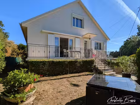 maison familiale  4 chambres  jardin et s/sol total