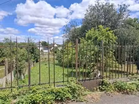 vente terrain à pontivy (56300) : à vendre / 723m² pontivy
