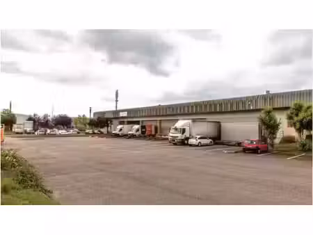 location entrepôt / local d'activités cugnaux 3 618 m²