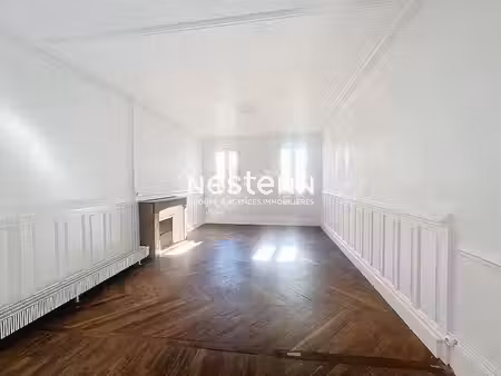 vente immeuble 6 pièces 188 m² à auch (32000)  195 000 €