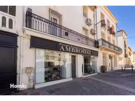 local commercial t4 de 100 m2 en rez-de-chaussée d'une copropriété mèze 34140