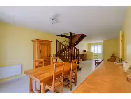 maison brie comte robert 5 pièce(s) 94.17 m2