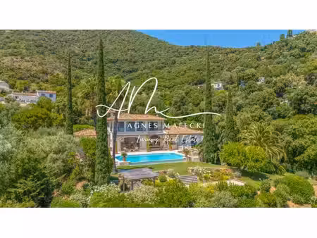 ultra résidentiel pour cette propriété haut standing splendide vue mer
