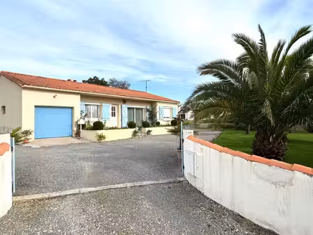 maison plain-pied 3 chambres sur parcelle de 2400m2
