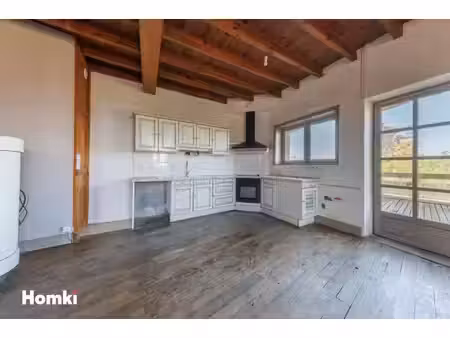 maison de ville t8 de 216 m à courpière 63120